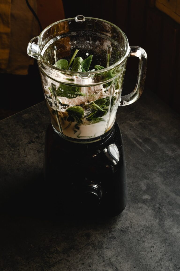 pexels-eva-bronzini-6824660